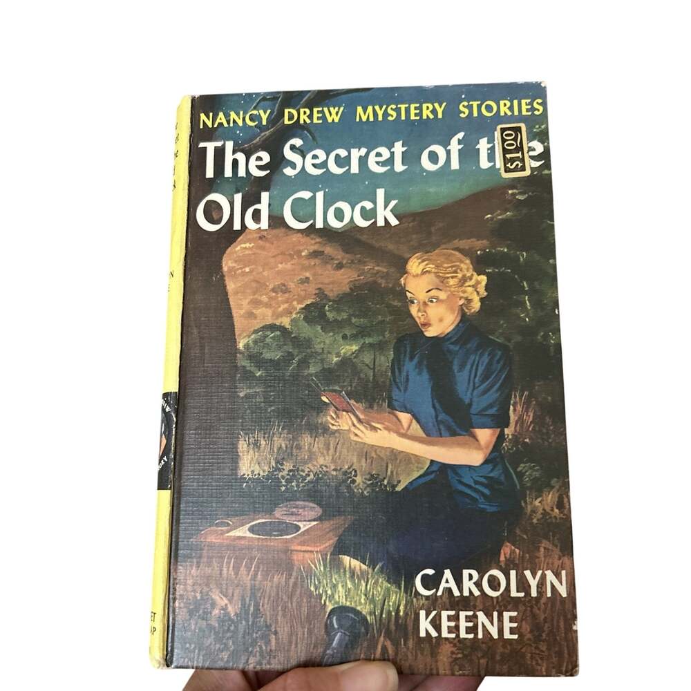 Nancy Drews "The Secret of The Old Clock" By Carolyn Keene 1959 Copyright.